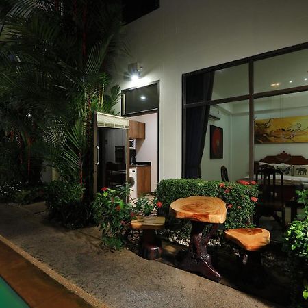 Appartement Palm Oasis à Nai Harn Extérieur photo