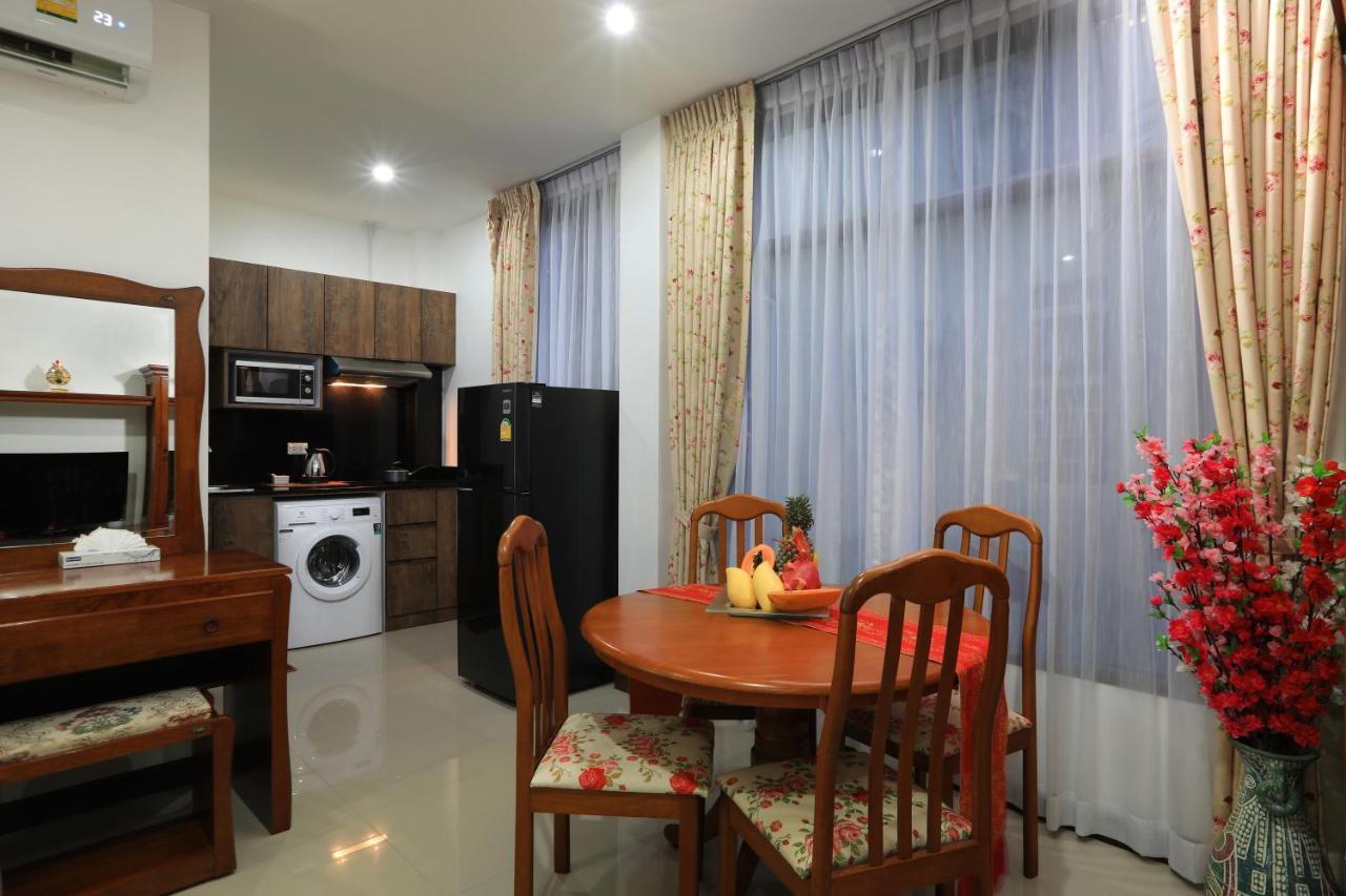 Appartement Palm Oasis à Nai Harn Extérieur photo