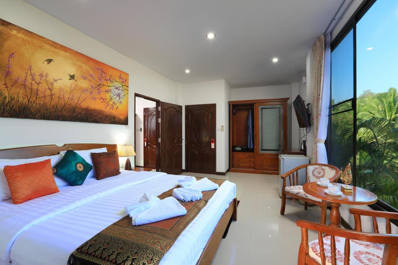 Appartement Palm Oasis à Nai Harn Extérieur photo