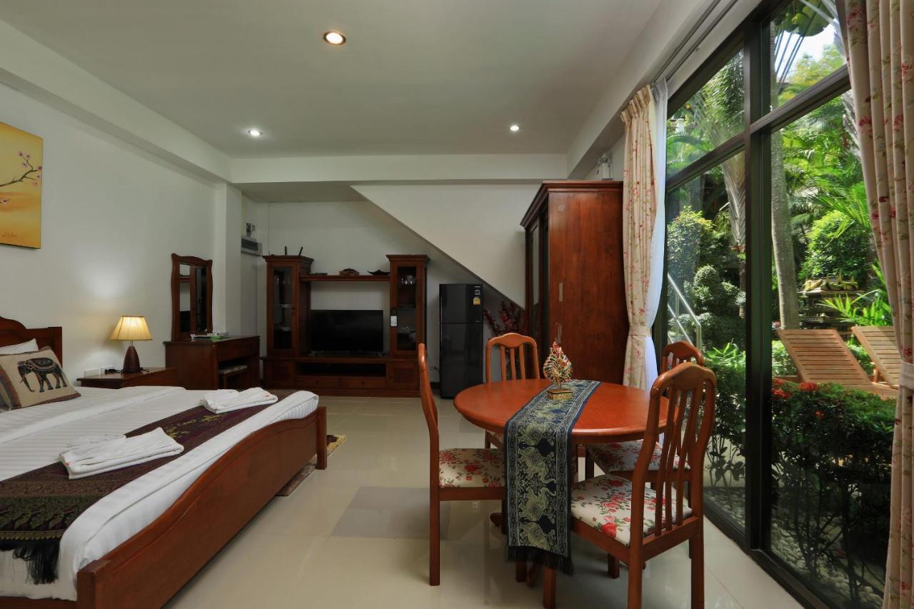 Appartement Palm Oasis à Nai Harn Extérieur photo
